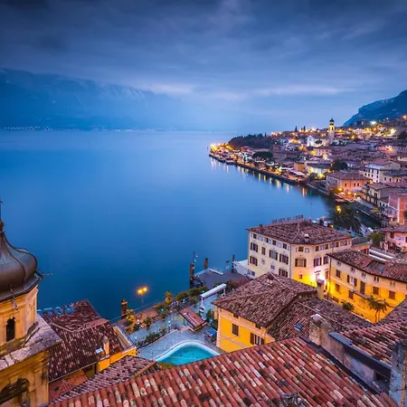 Teresa Garda View - Happy
